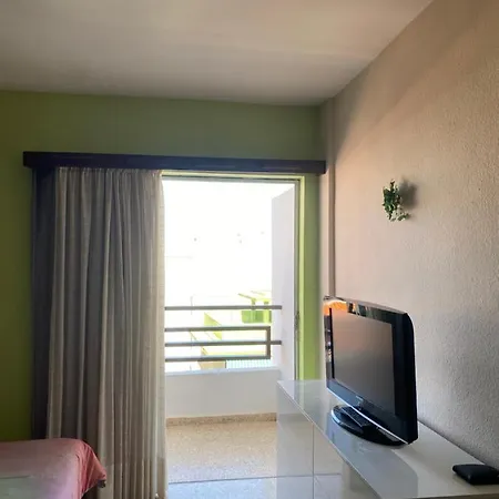 Estudio Del Sol 아파트